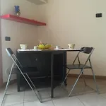 شقة Jomary